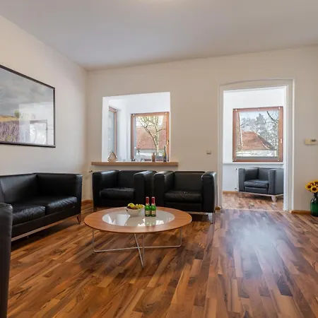 Haus 4 Jahreszeiten- Sommer Mit Terrasse Und Bio-kamin *