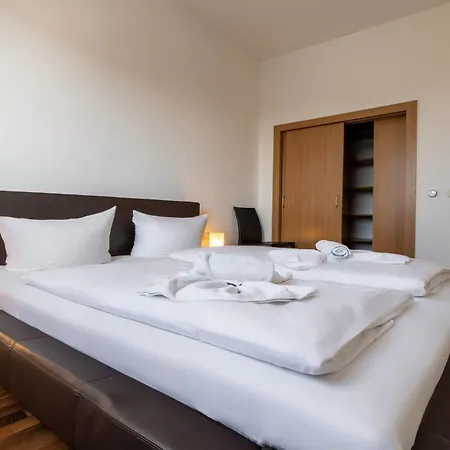 Haus 4 Jahreszeiten- Sommer Mit Terrasse Und Bio-kamin Lägenhet