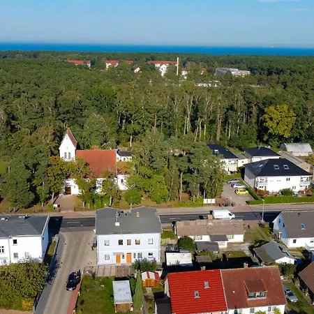 Haus 4 Jahreszeiten- Sommer Mit Terrasse Und Bio-kamin *